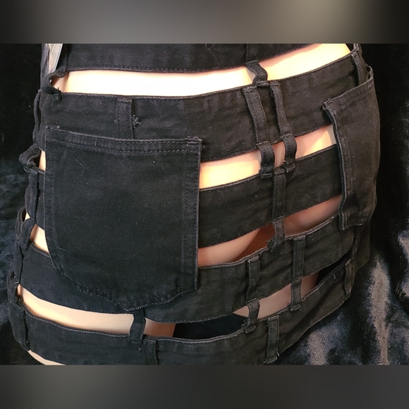 Poster Girl Wrap Strappy Skirt With Pockets Size Medium - Picture 6 of 9